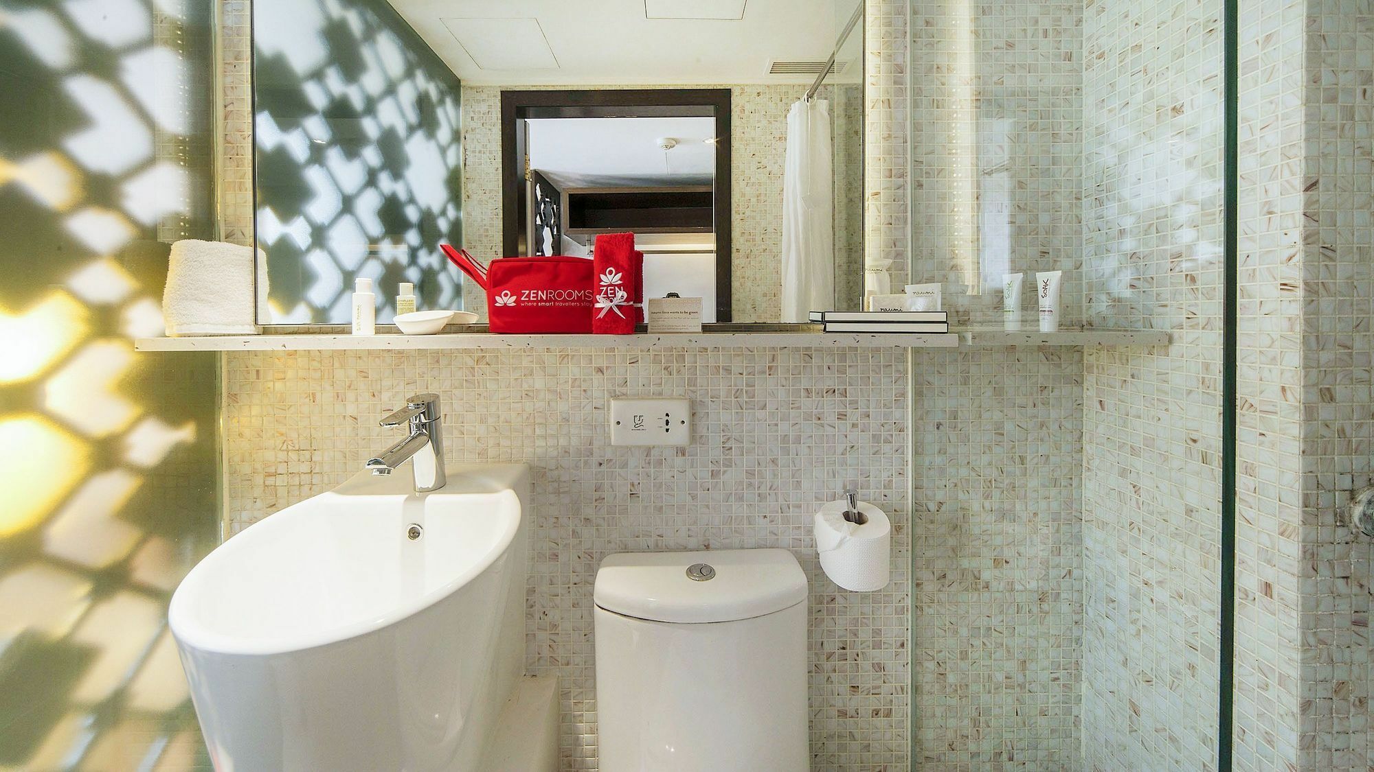 Zen Premium Outram Park Hotel Singapore Bagian luar foto